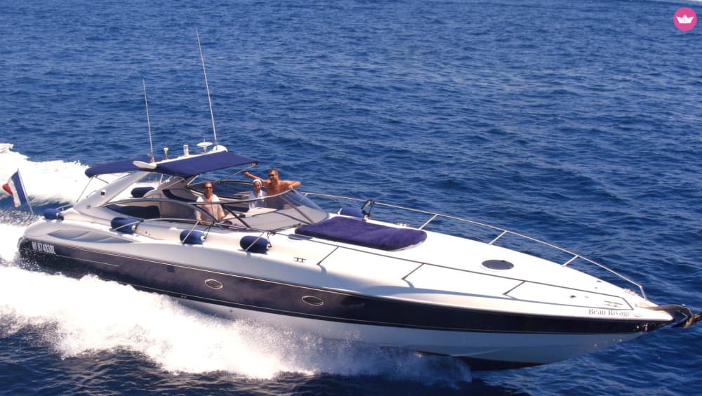 Lyxig halvdagstur till Saint-Tropez: Komfort, skönhet och hisnande vyer