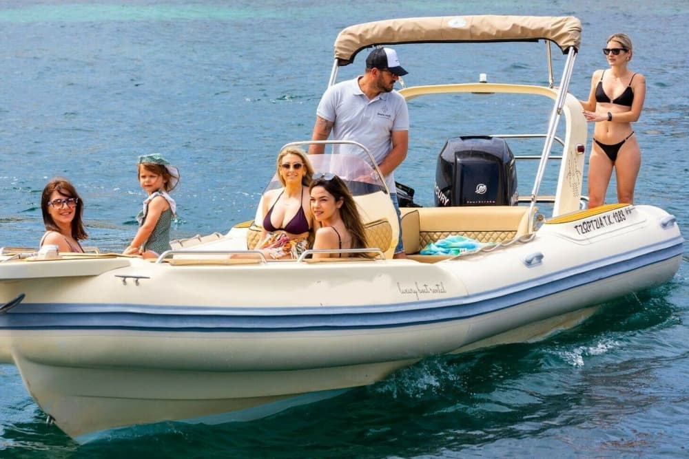 Ontdek Corfu per boot – Een dag vol eilandavonturen