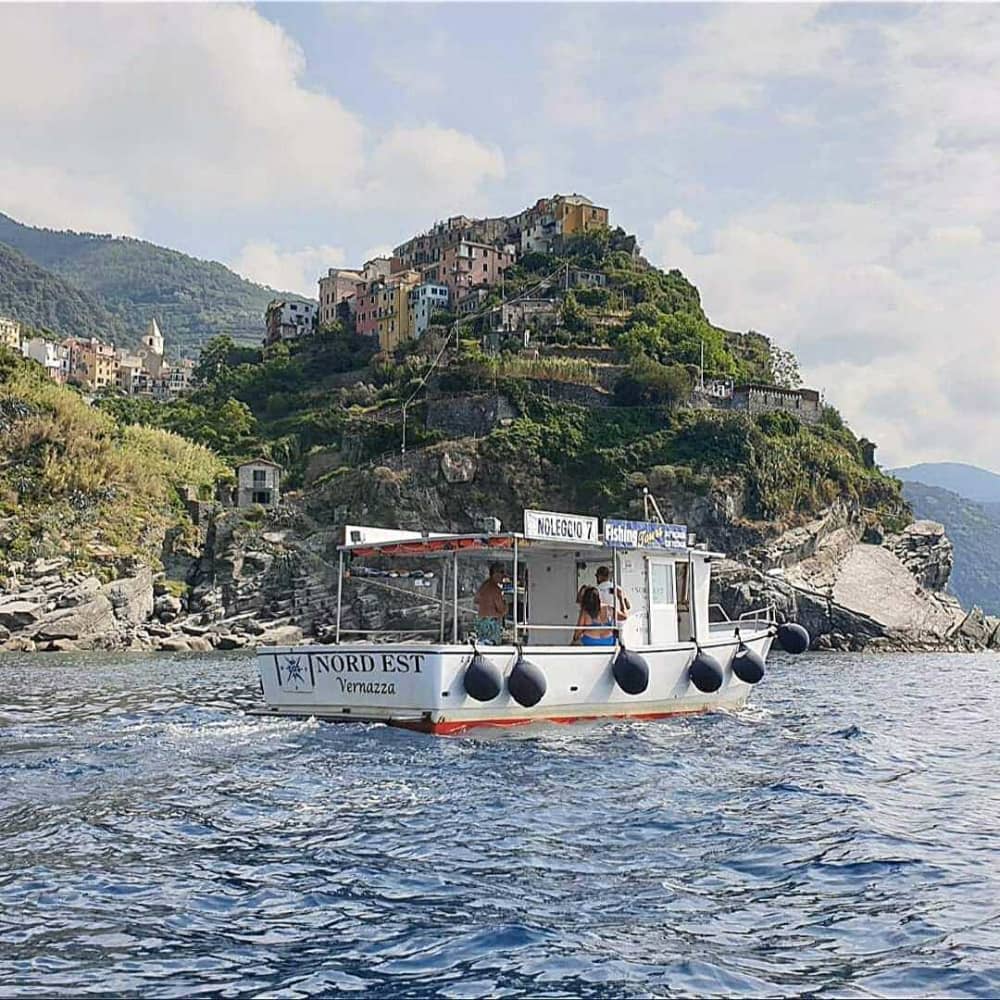 Profitez de 9 heures de balade en bateau à moteur à La Spezia