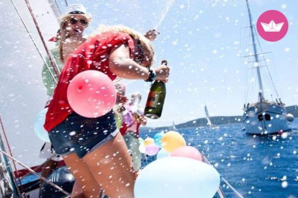 De Parel van Sicilië: Dagtocht per boot naar Taormina