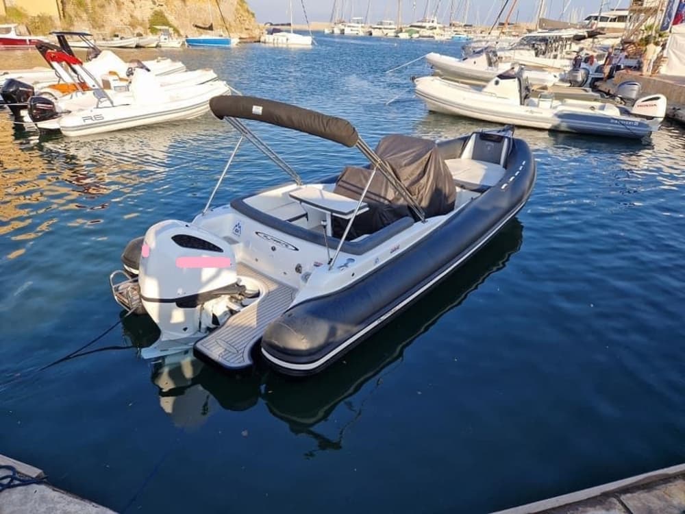 A day in the Egadi Islands by dinghy.