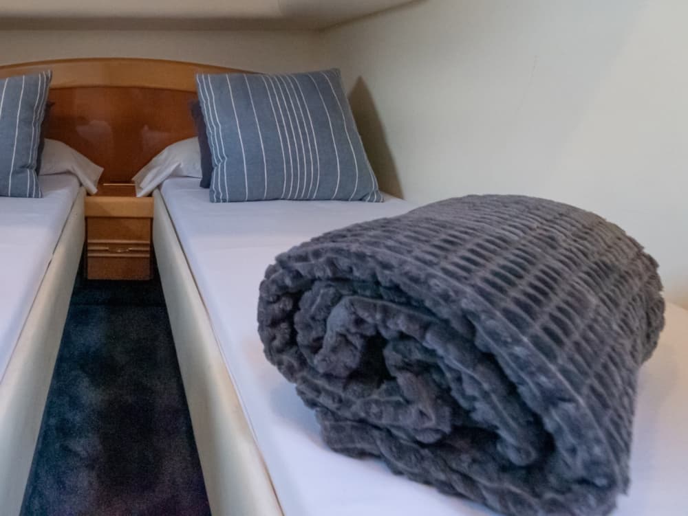 Jouw dag in Vigo: Huur een motorboot voor 8 uur ontdekkingstocht.
