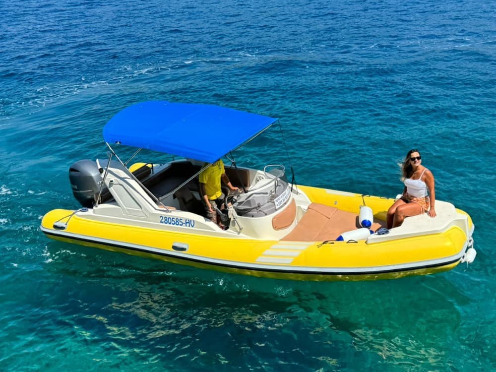 Avontuur in het zuiden van Hvar en de Pakleni-eilanden – Dagcruise (inclusief brandstof)