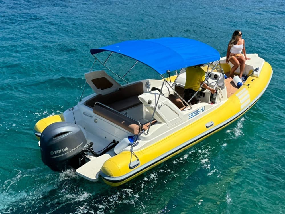 Avontuur in het zuiden van Hvar en de Pakleni-eilanden – Dagcruise (inclusief brandstof)