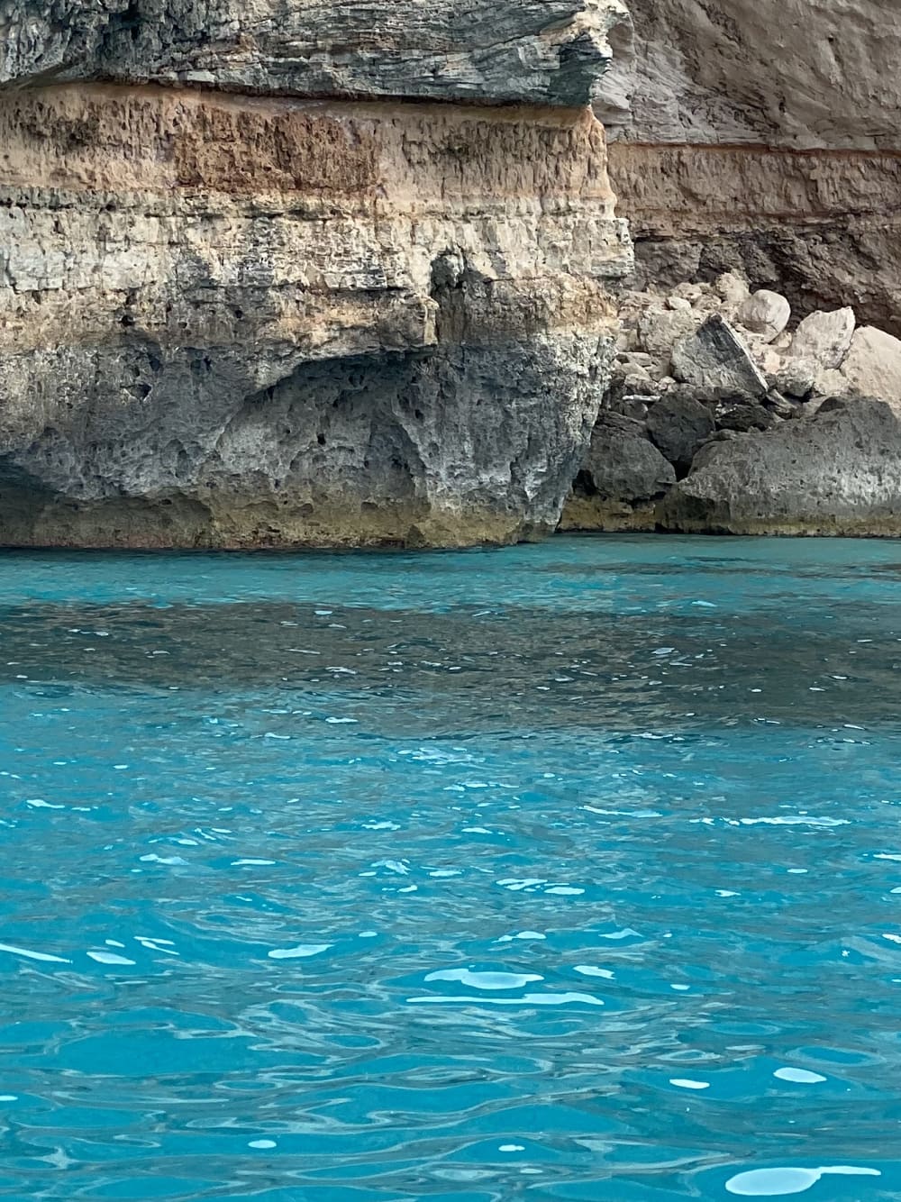 Snorkeling + Drinks + Coves with crystal-clear waters | The perfect plan