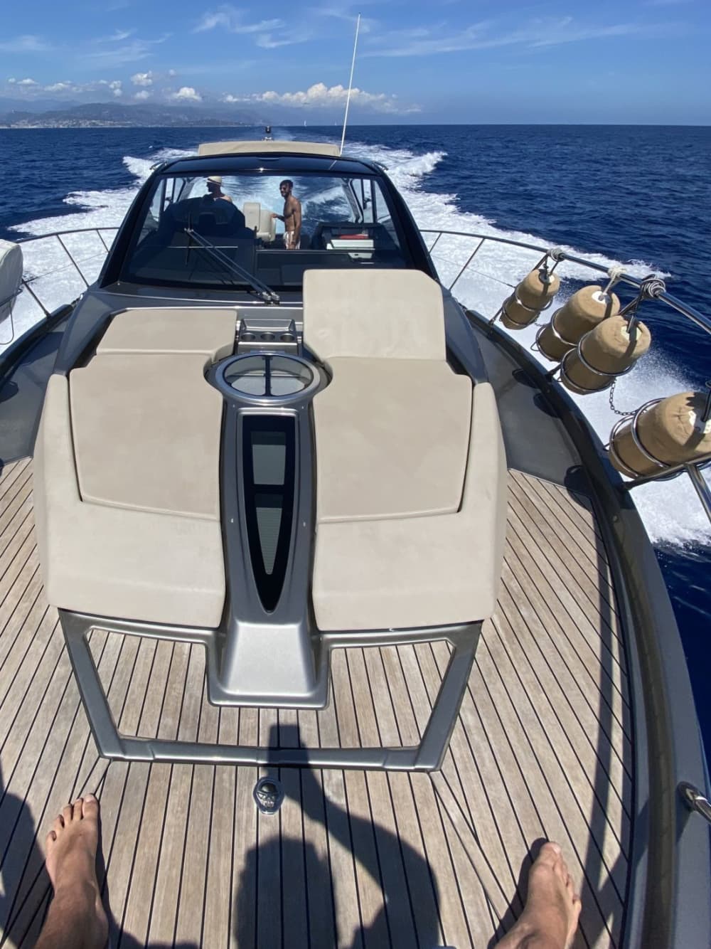 1 all-inclusive day aboard your private yacht: Cap d'Antibes / Lérins Islands