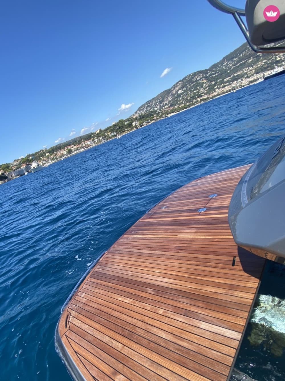1 all-inclusive day aboard your private yacht: Cap d'Antibes / Lérins Islands