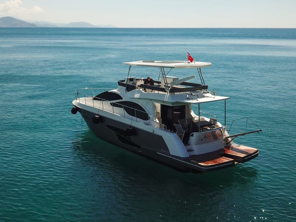 Privater Bootsausflug rund um Alanya mit einem Motorboot