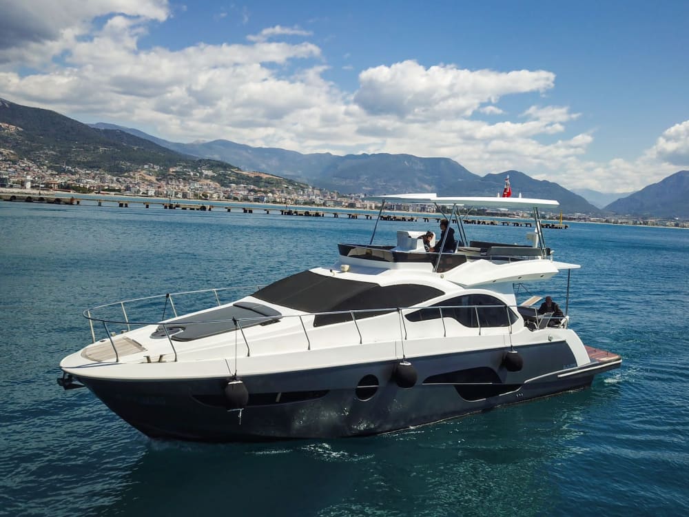 Privater Bootsausflug rund um Alanya mit einem Motorboot