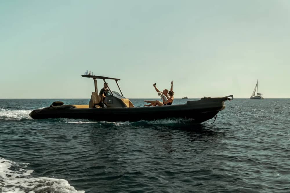 Caldera Premium Private Cruise (full day)