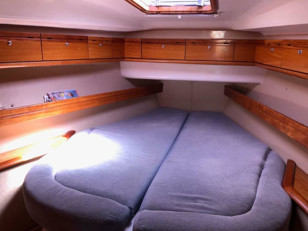 Erkunden Sie Marzamemi und genießen Sie einen ganzen Tag auf einem Segelboot.