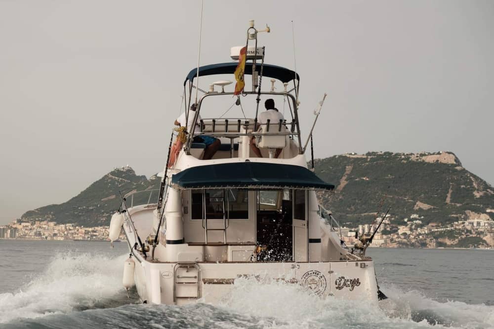 La teva llanxa motora privada per a un dia per Algesires