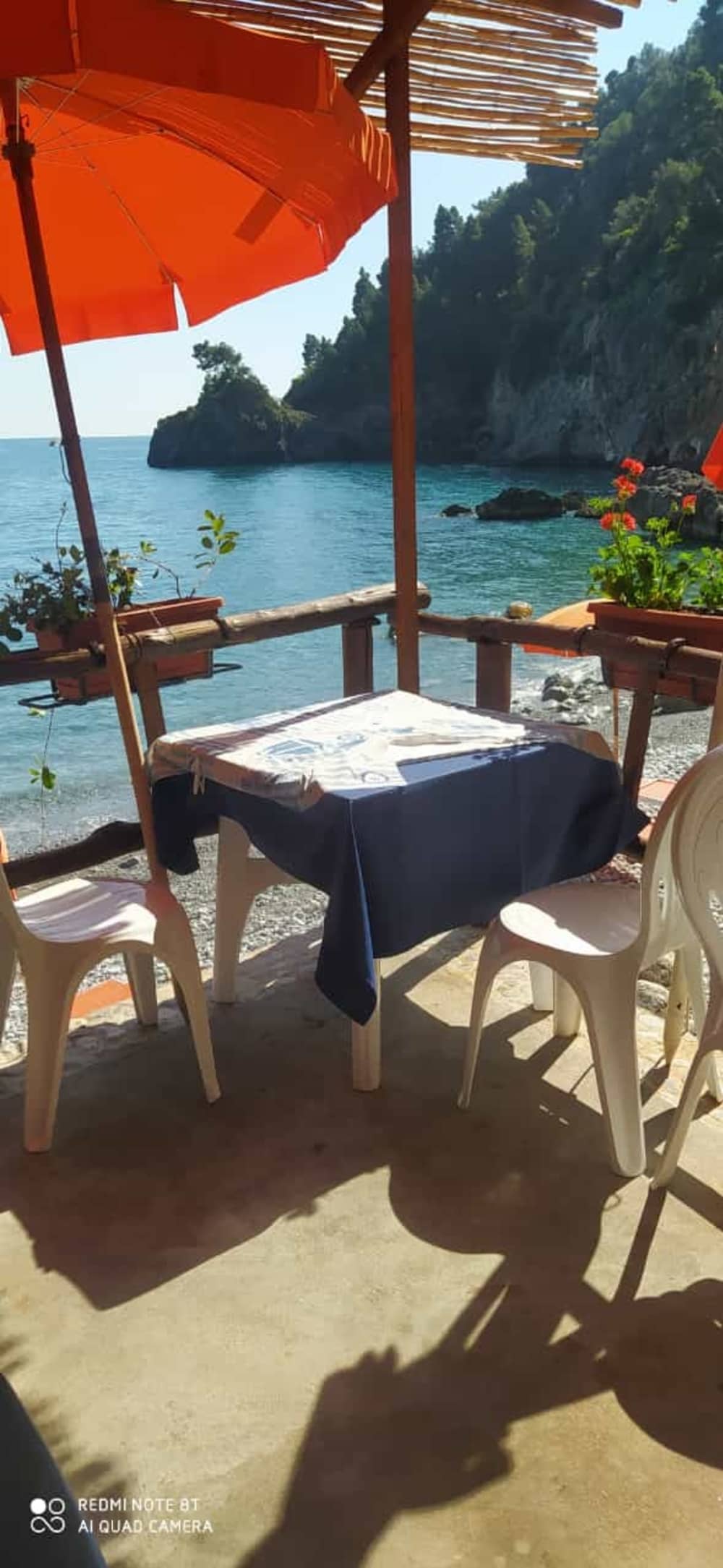I sogni italiani iniziano in mare: un viaggio di 8 ore nel cuore della Costiera Amalfitana.