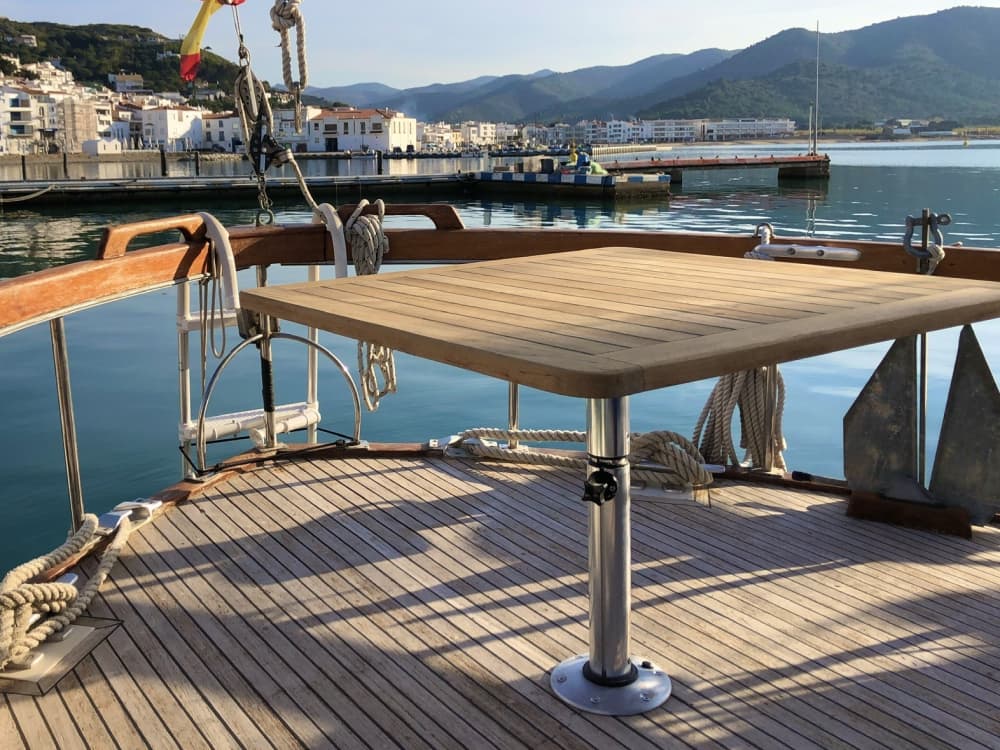 Découvrez El Port de la Selva en voilier pour une journée complète.