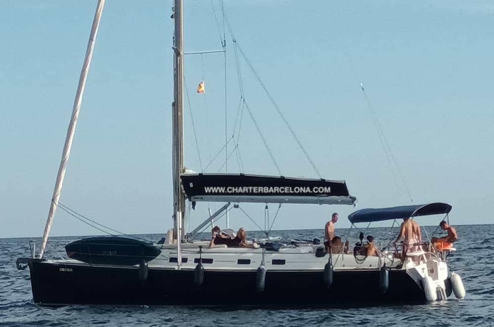 4-Hour Scenic Cruise from Barcelona by Sailboat