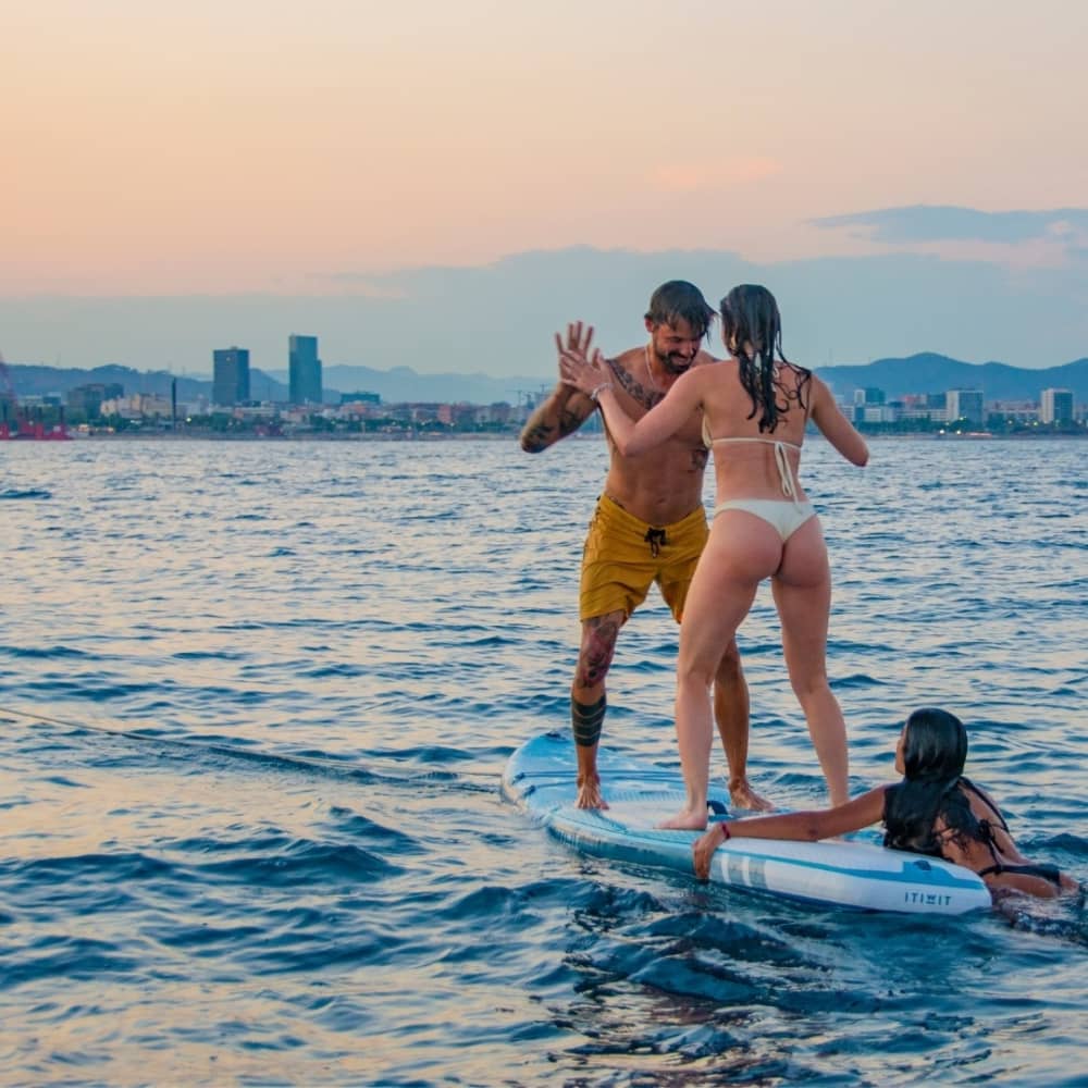 4-Hour Scenic Cruise from Barcelona by Sailboat