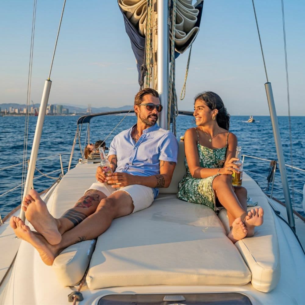 4-Hour Scenic Cruise from Barcelona by Sailboat