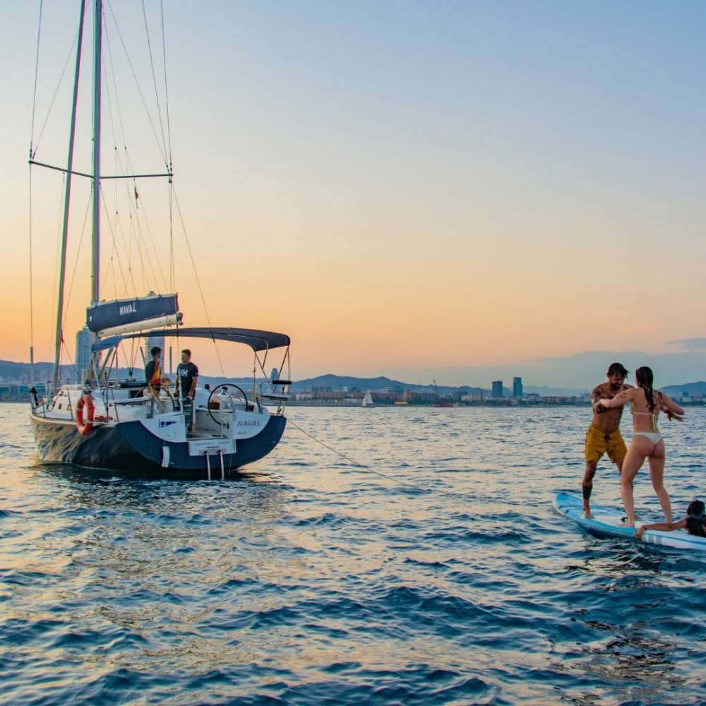 4-Hour Scenic Cruise from Barcelona by Sailboat