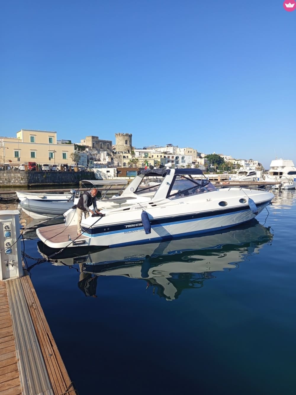Ischia: A Day of Sea and Relaxation aboard Lenú