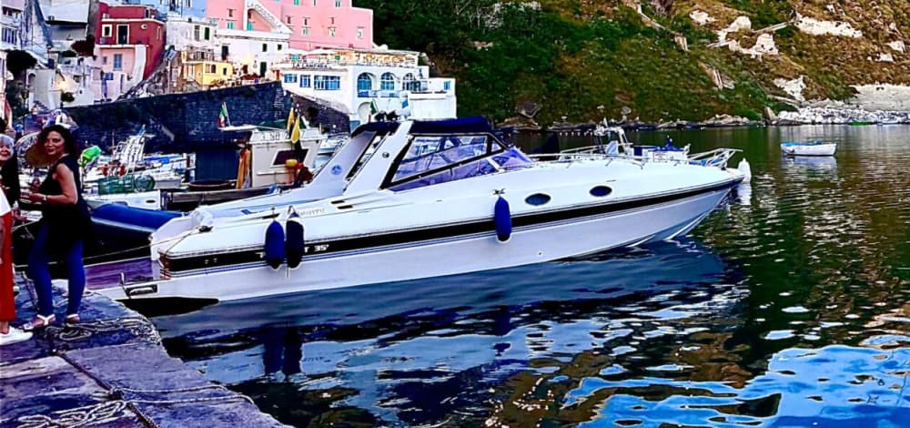 Ischia: A Day of Sea and Relaxation aboard Lenú