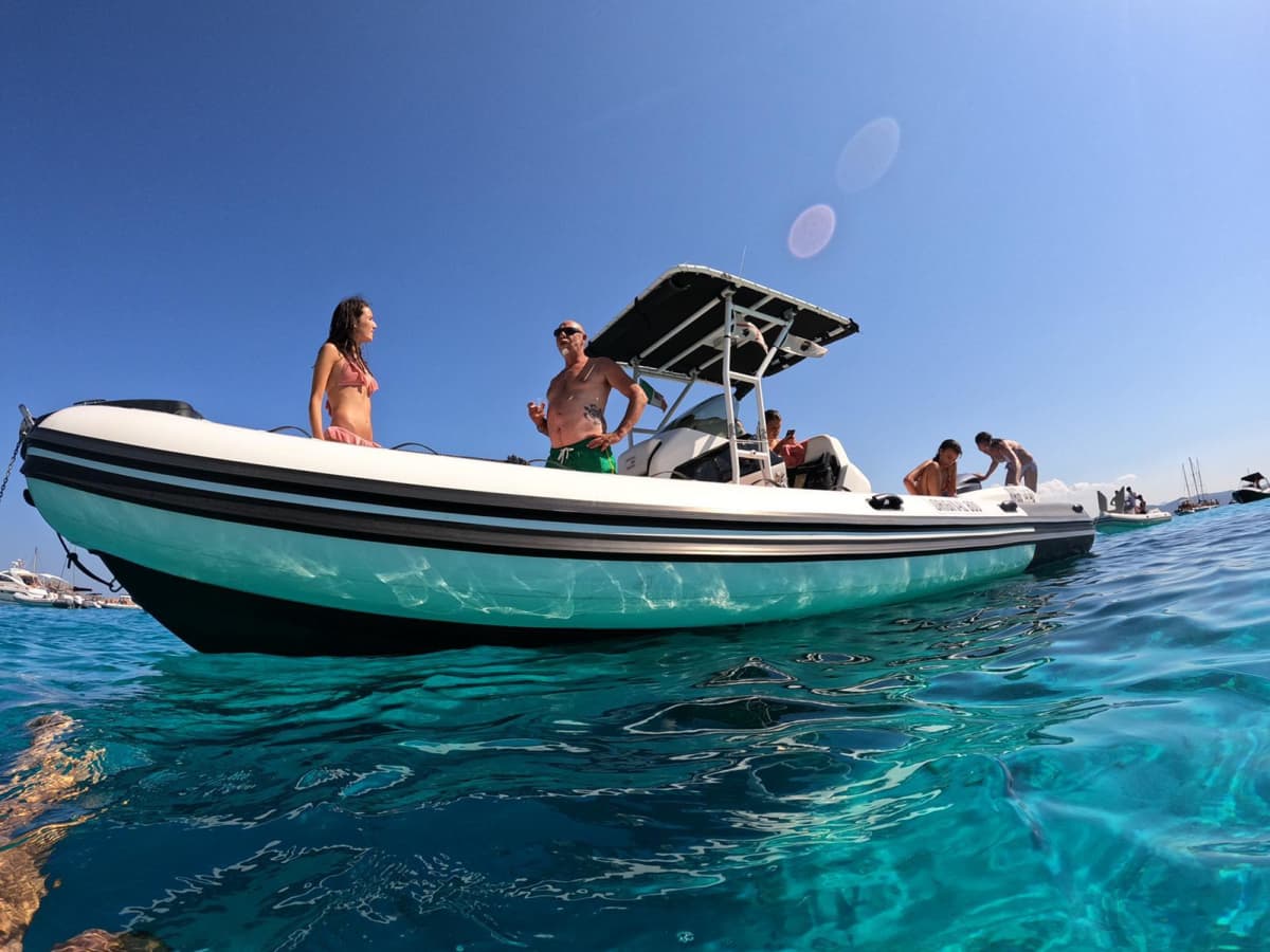 Your private motorboat for a day around Palau