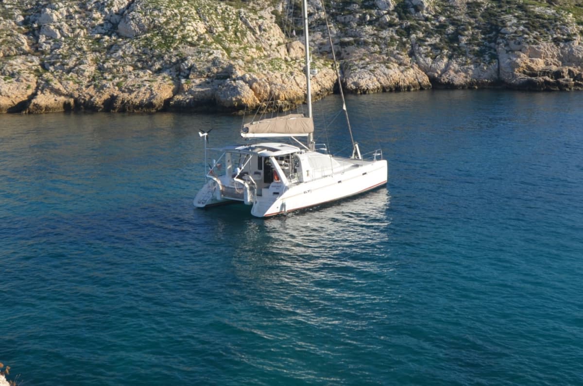 Full-day catamaran excursion to Hyères