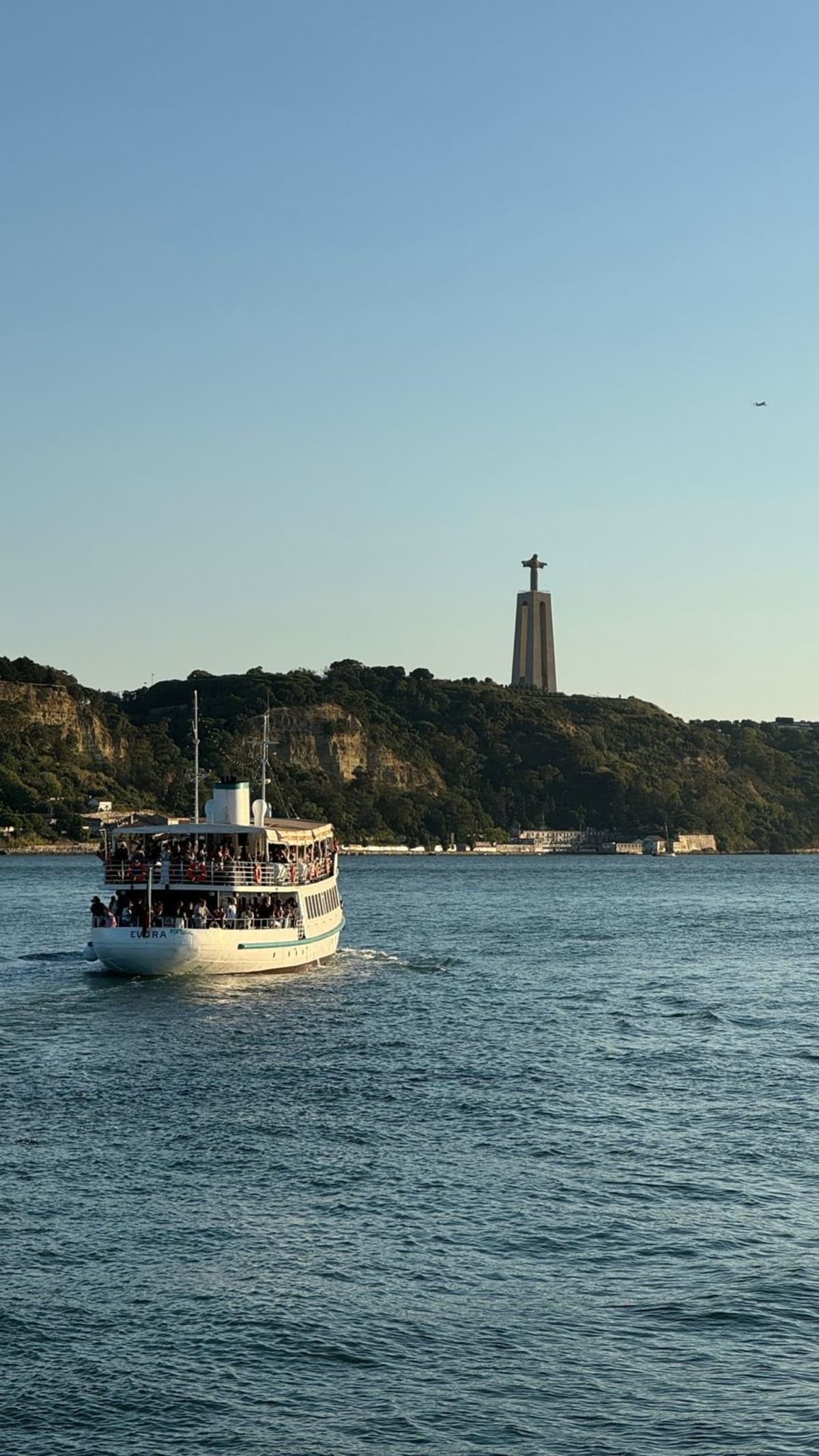 Évasion fluviale : excursion de 3 heures en ferry à Lisbonne