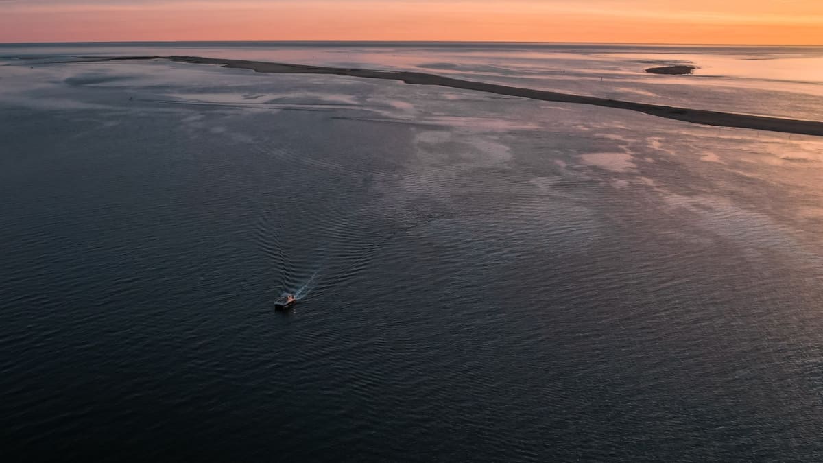 Zonsondergang aan boord van de SUMMERTIME