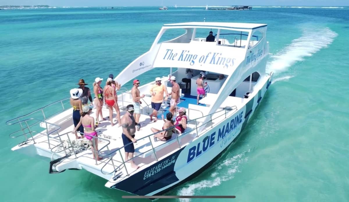 Entdecken Sie Punta Cana: Ein sonniger Tag auf einem Motorboot