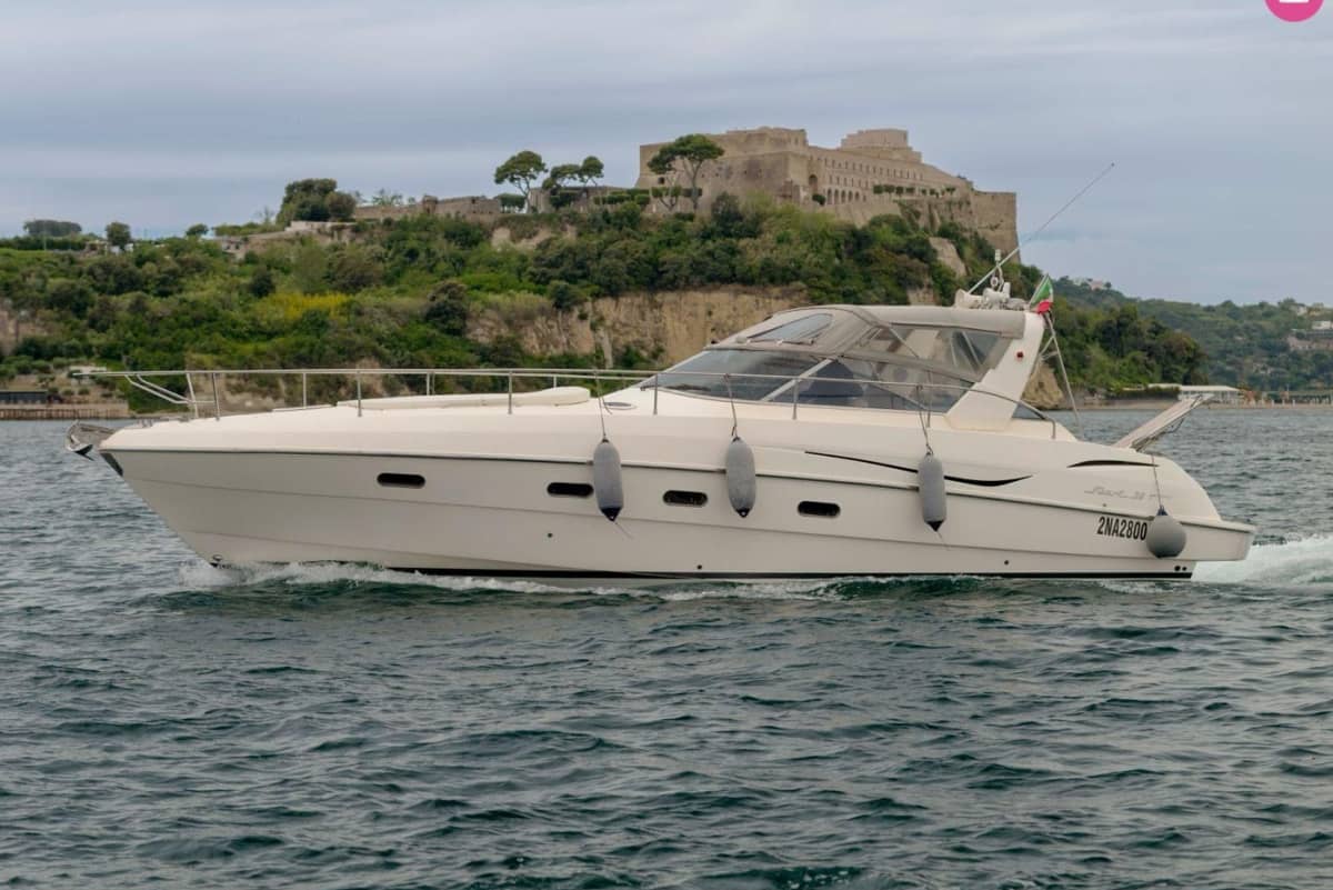 Luxury Escape from Procida to Ischia