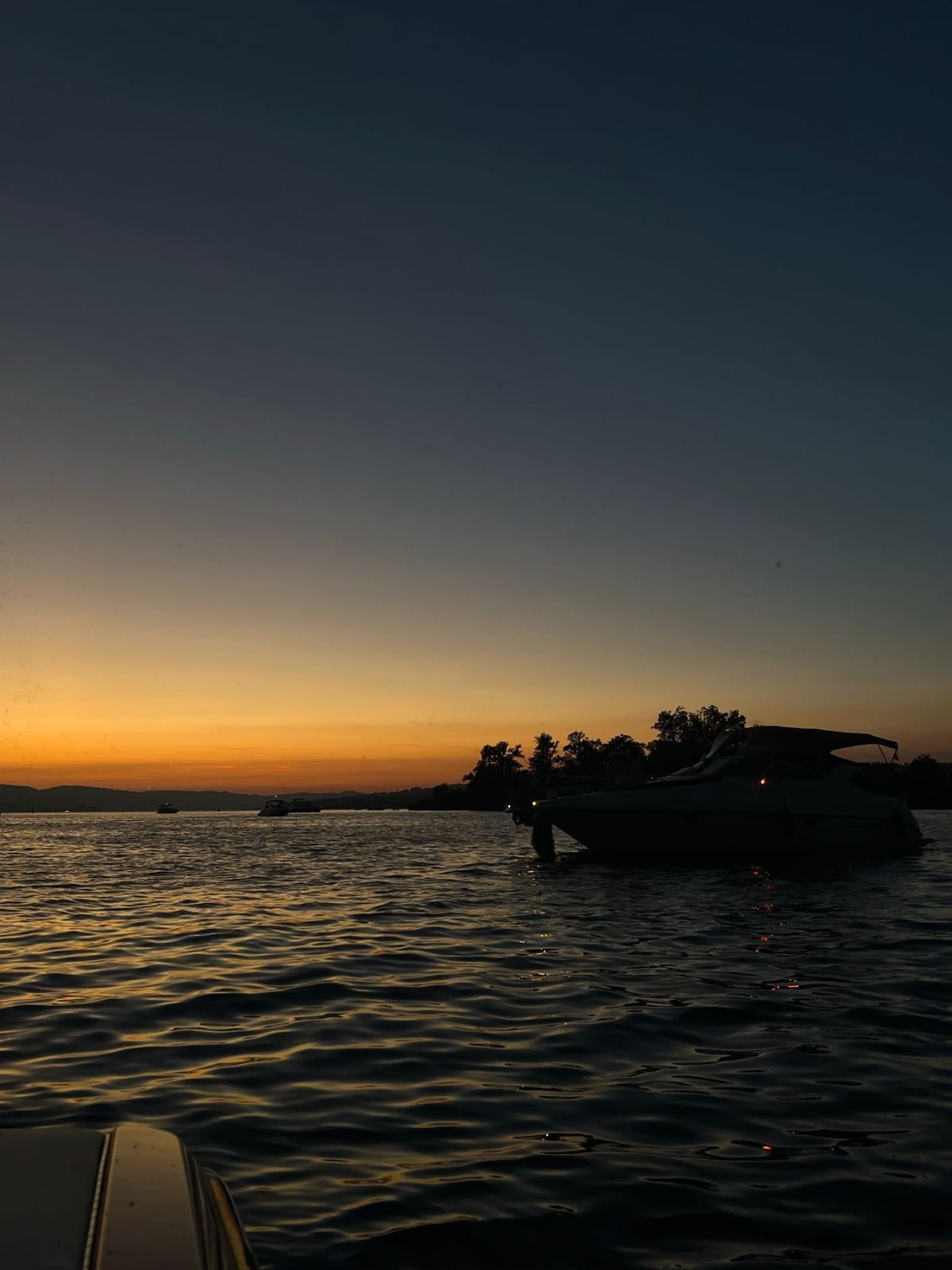Zonsondergang – Avondervaring op het Meer van Zürich