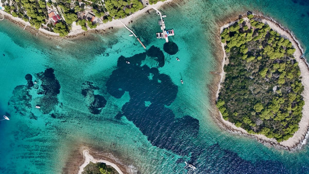 Passeio de barco privado pela Lagoa Azul e 3 Ilhas