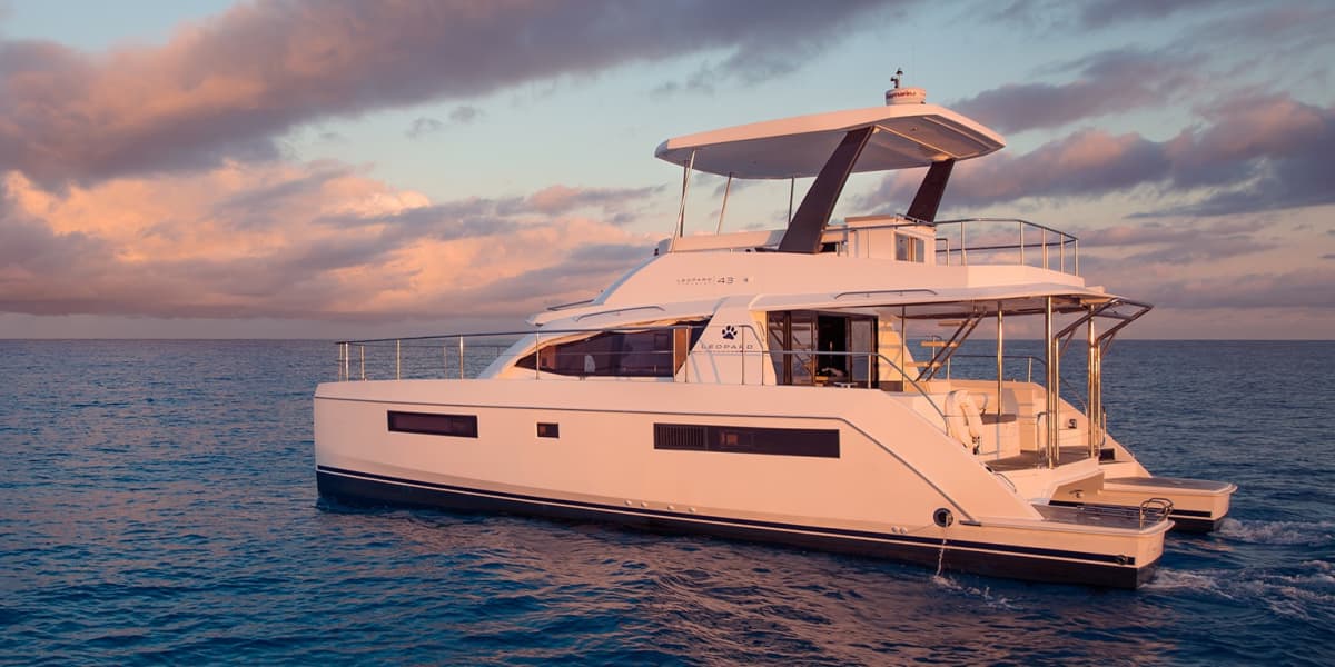 Halvdagslyx på en motoryacht