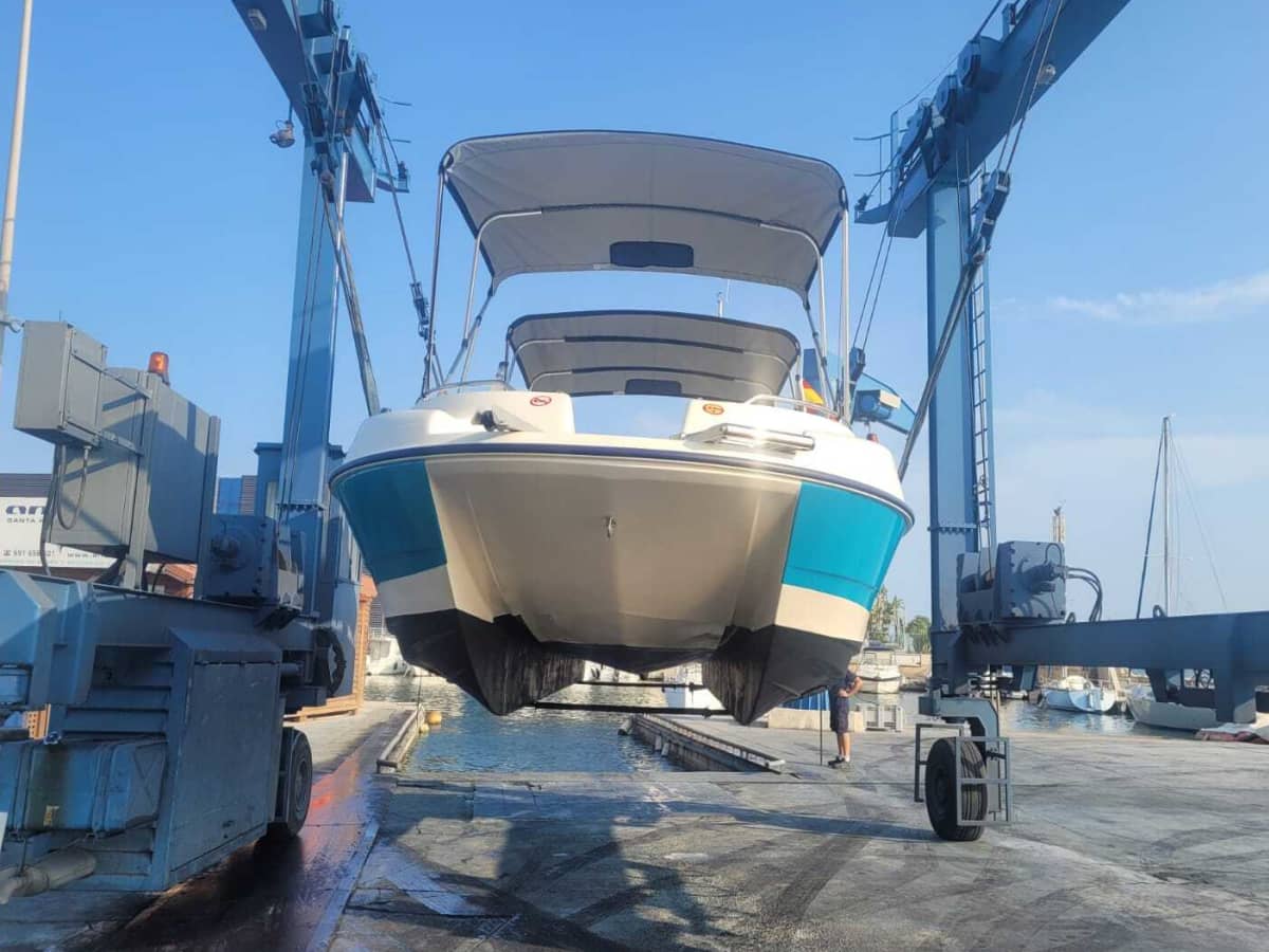 Votre journée à Santa Pola : louez un bateau à moteur pour une journée ...