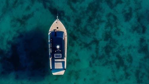 Aventure en mer sur les îles de Bol et Brac – 9 heures