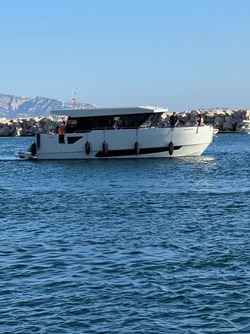 Full Day Adventure: Between Frioul Island and Calanques d'Ensues