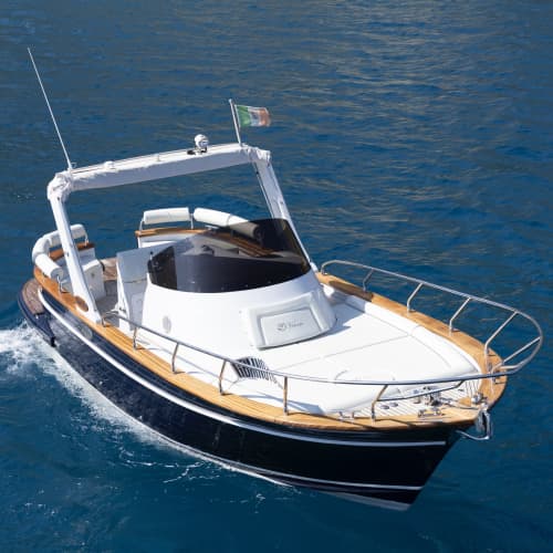 Giglio Island by boat