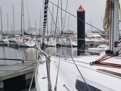 Full-day sailing experience on a sailboat in Combarro
