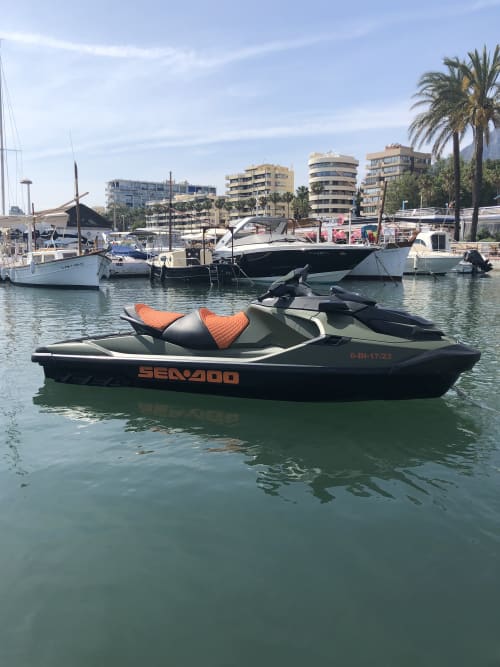 Excursion en jet ski sans permis