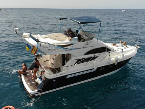 Entdecken Sie Mogán mit dem Motorboot (8,5 Stunden).