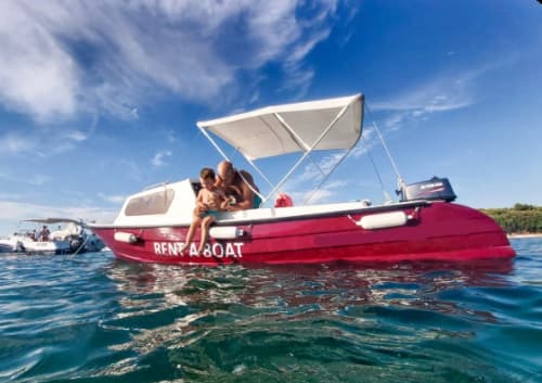 Private boat trip around Pula on a motorboat