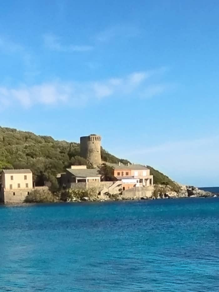 Crucero privado en yate por las islas de Cannes (12:00-16:00): Capitana.