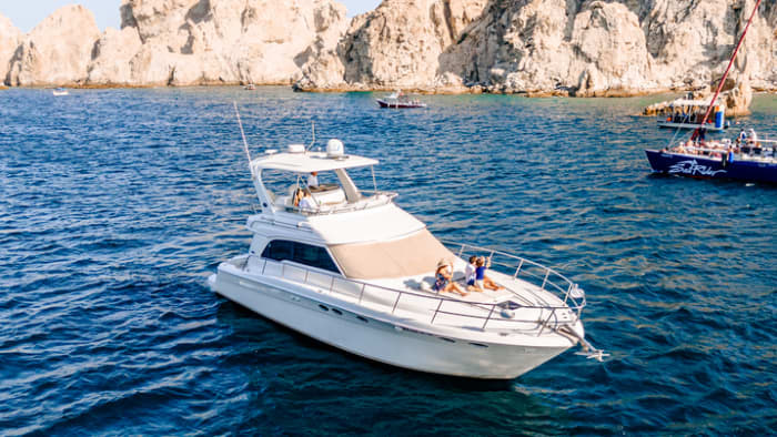 Luksus odsłonięty: rejs jachtem VIP w Cabo San Lucas