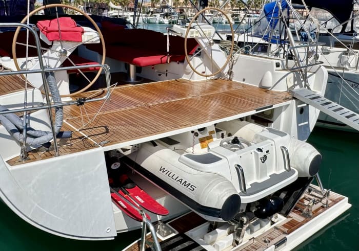Ontdek de Eolische Eilanden in één dag: het ware Dolce Vita op een zeilboot.