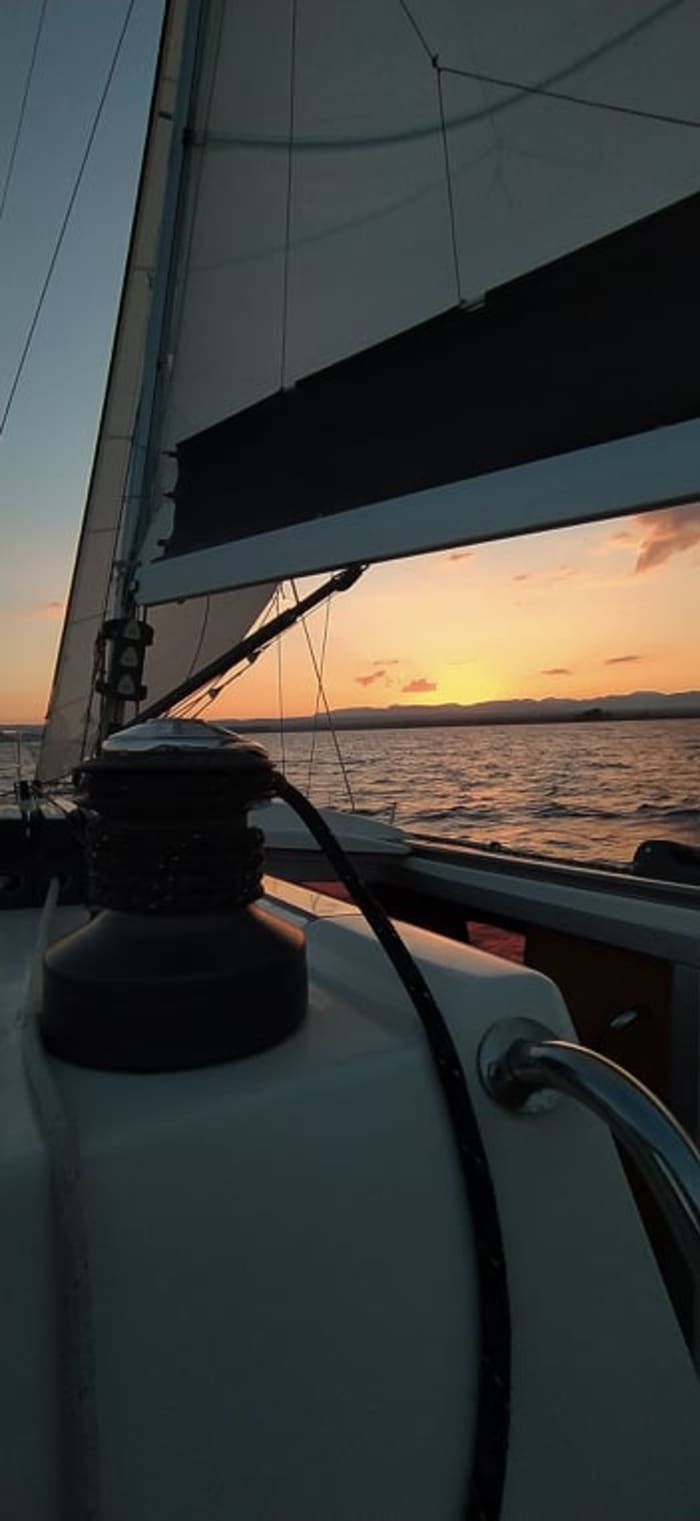 Enjoy the sunset - Amazing Private sailing experience