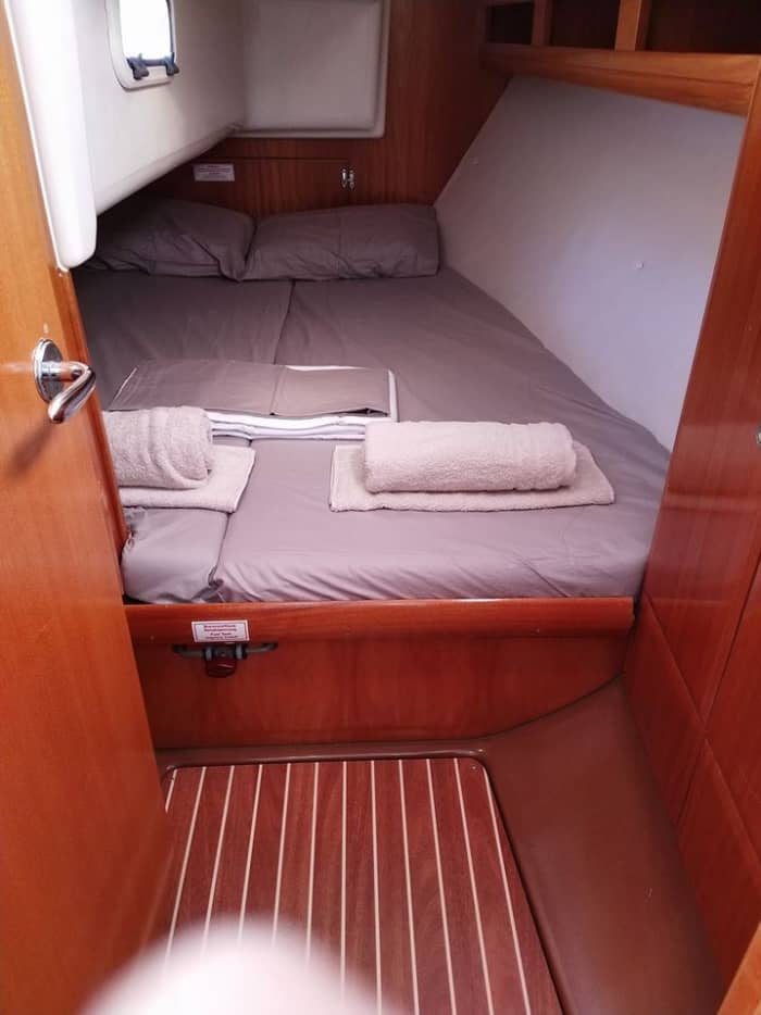 Sail with the Gods: One day to discover Kalamata on a sail yacht