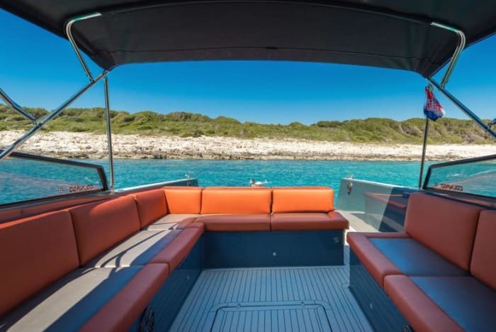 Blauwe wateren en eilandvibes – Dagcruise vanuit Hvar