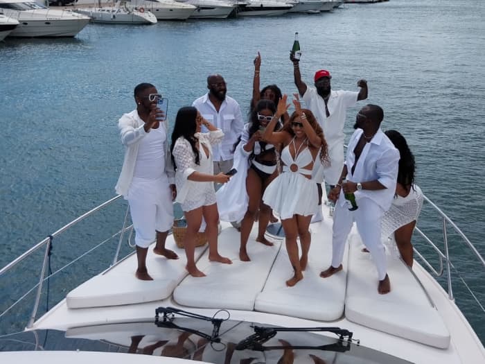 Relaxing Cruise on a Luxury Yacht