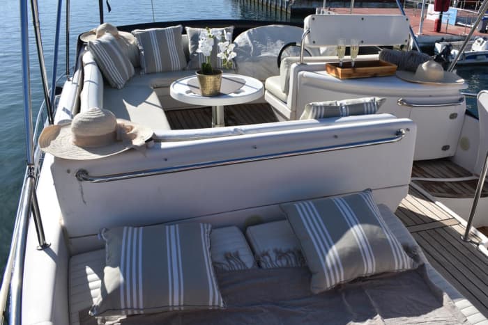 Relaxing Cruise on a Luxury Yacht