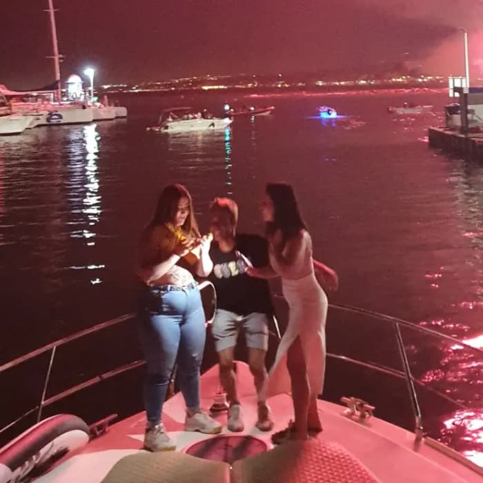 Relaxing Cruise on a Luxury Yacht